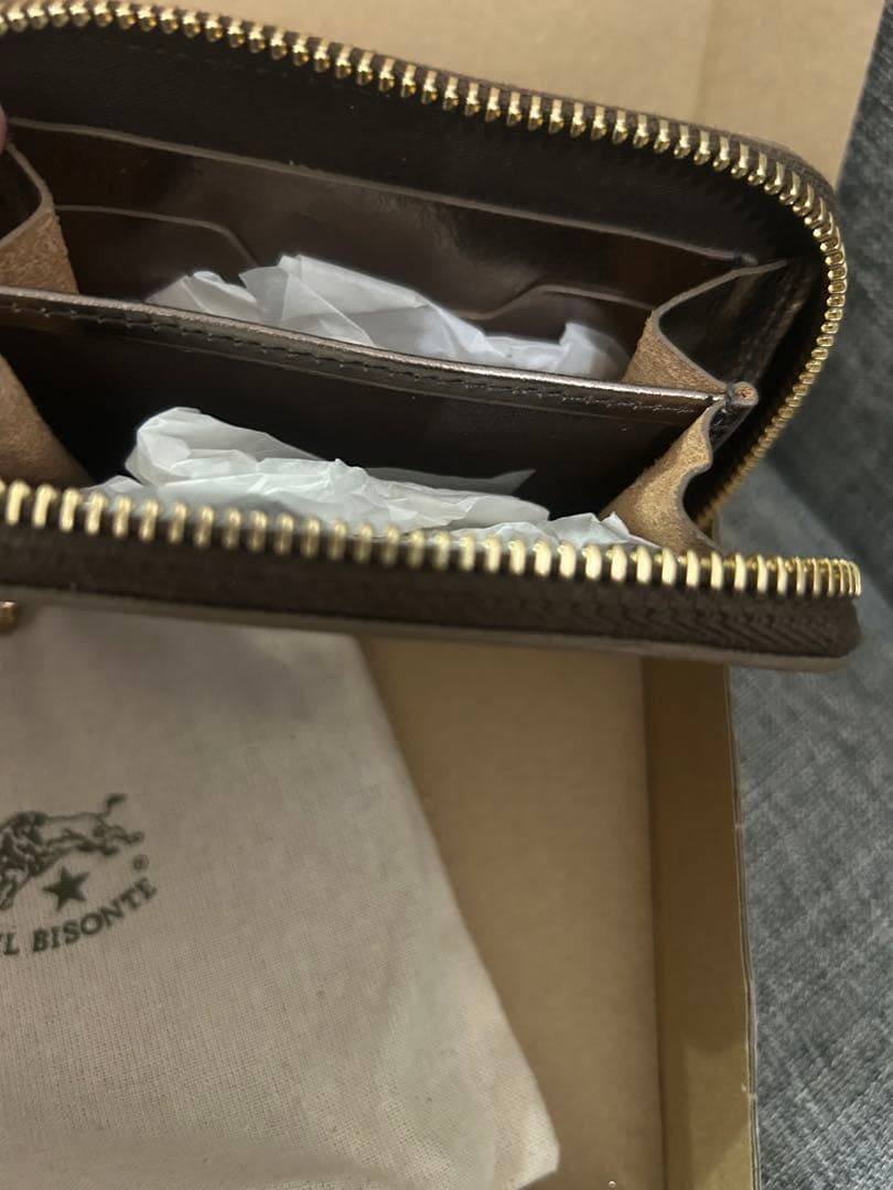 IL BISONTイルビゾンテ ラウンドファスナー 折り財布 ブロンズ 最終値下