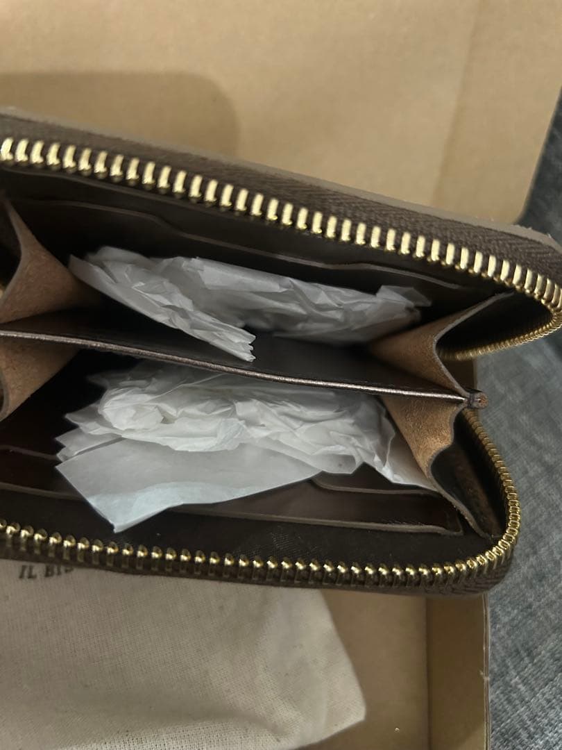 IL BISONTイルビゾンテ ラウンドファスナー 折り財布 ブロンズ 最終値下