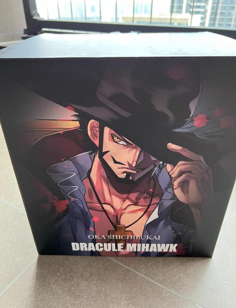 ワンピース 王下七武海 鹰目 ジュラキュール·ミホーク 彫刻フィギュアC