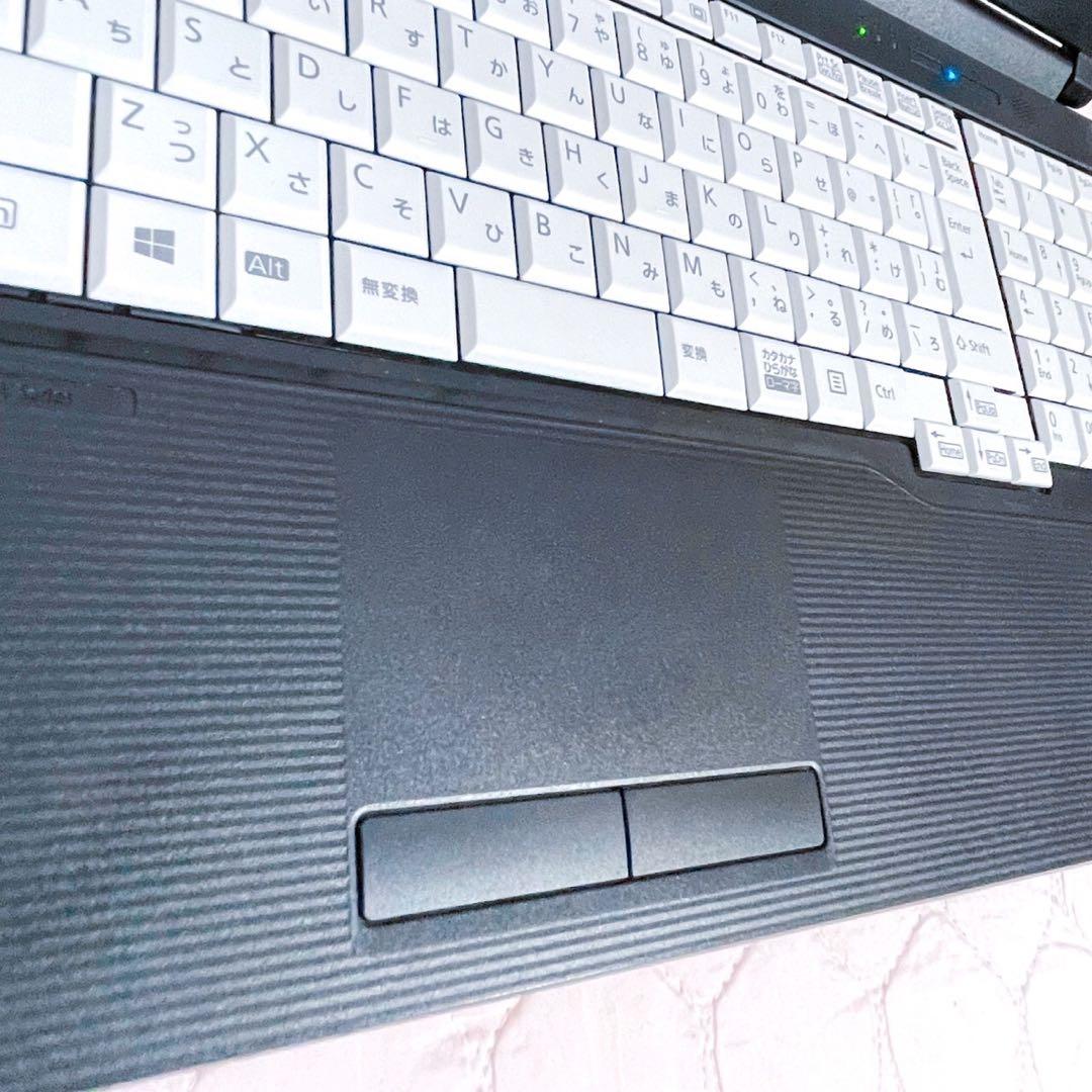 【高級機・極美品】2021年製 第10世代i5 フルHD NVMe + HDD