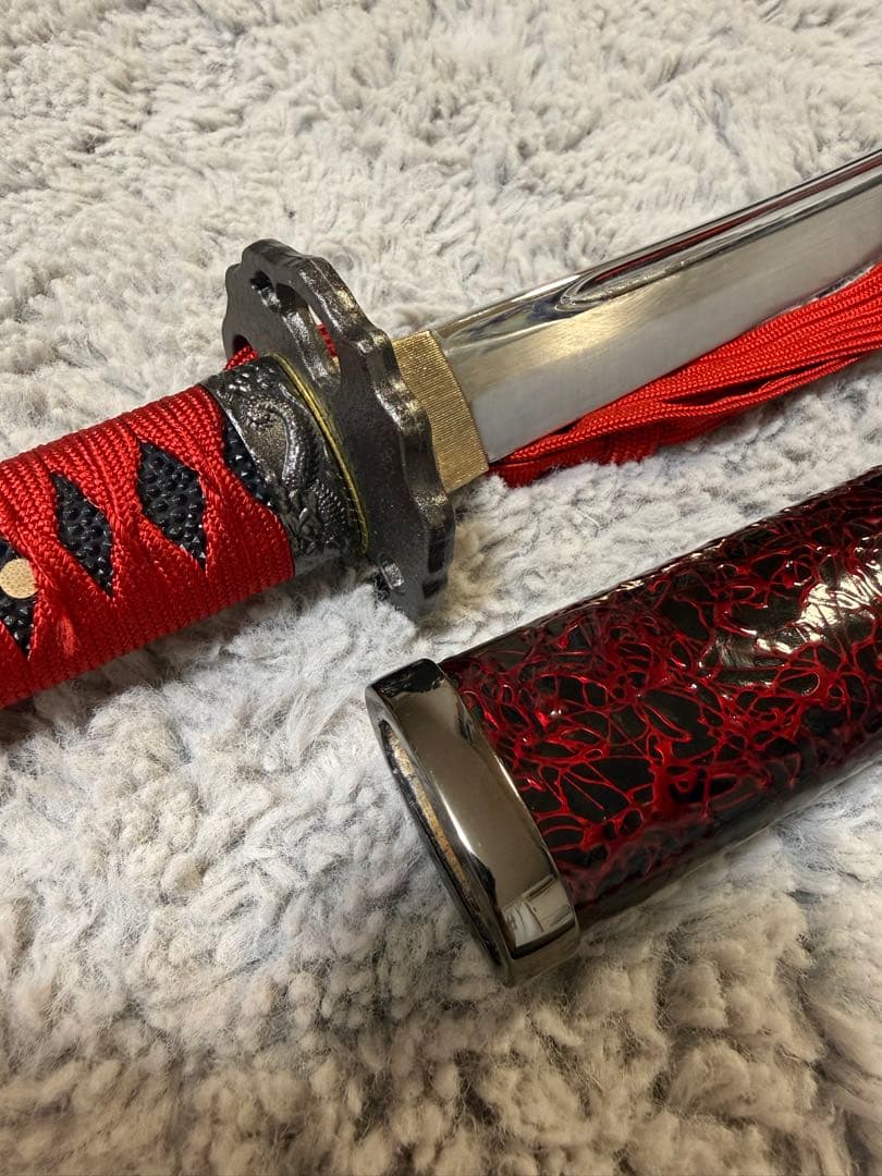 赤い柄の鋼製刀　1113 模造刀 赤 レッド アンティーク 美術品