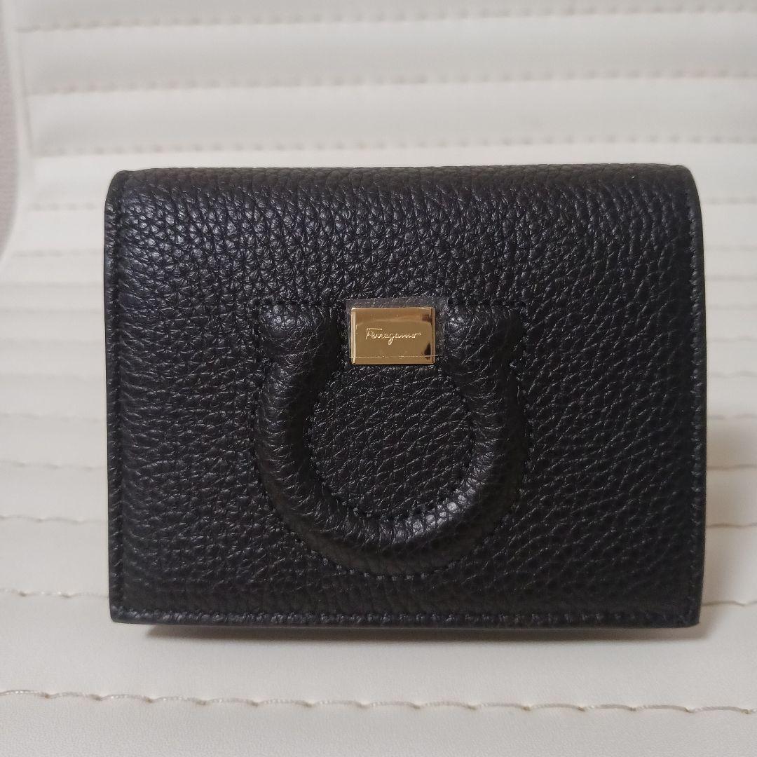 2999【未使用】SalvatoreFerragamoレザーウォレット