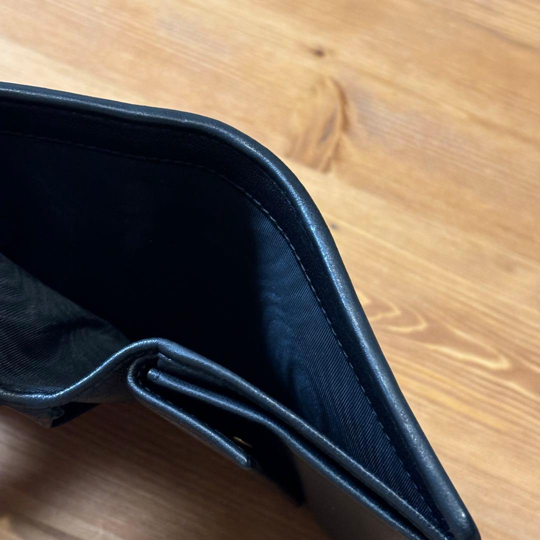 【上品】　miumiu マテラッセ　財布　二つ折り　ブラック　レザー　ロゴ