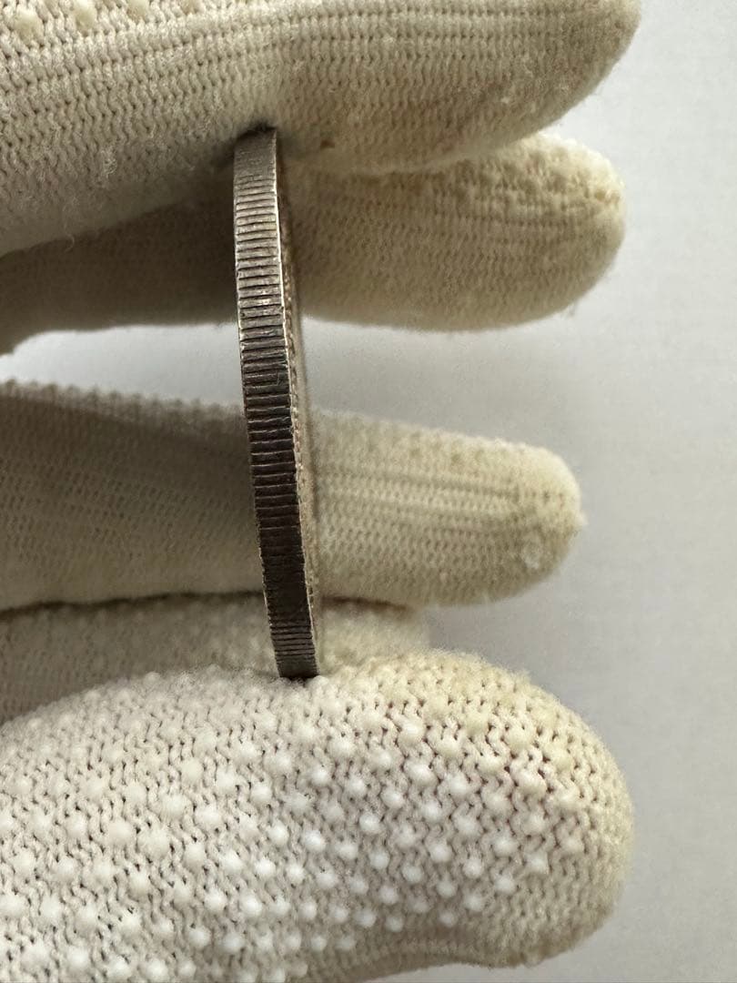 旧1円銀貨　明治三年　本物　一圓銀貨　一円銀貨　銀貨　本物保証