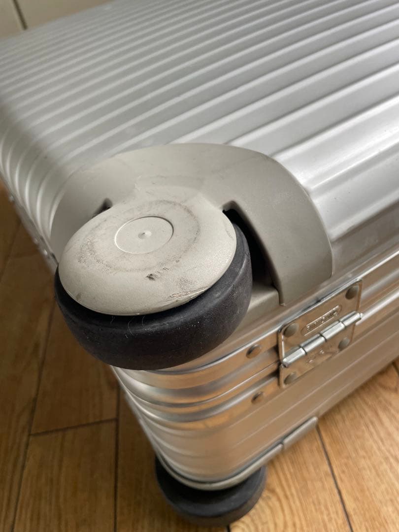 RIMOWA リモワ　アルミ　キャリーケース　2輪　廃盤品