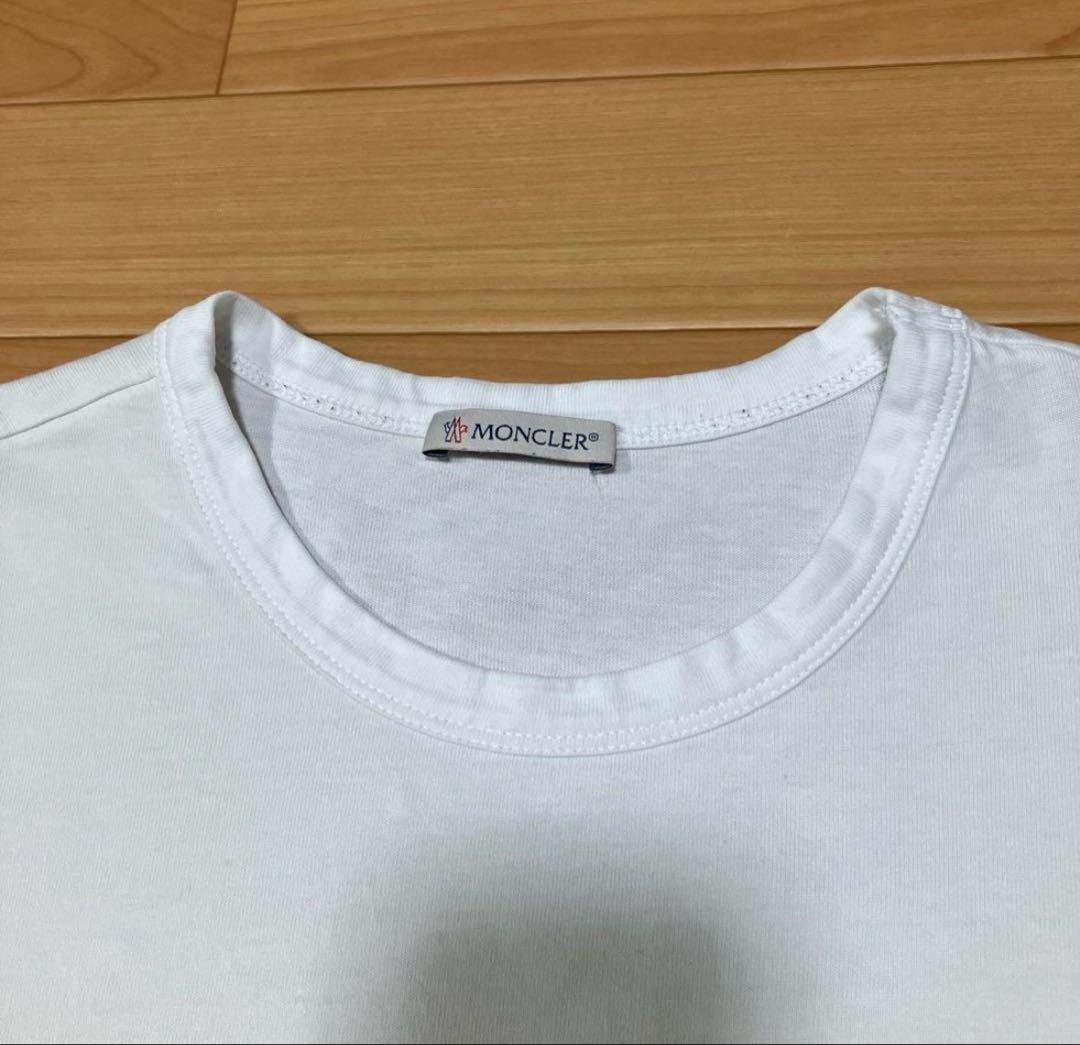 【美品】定価4万　モンクレール　TシャツMサイズ
