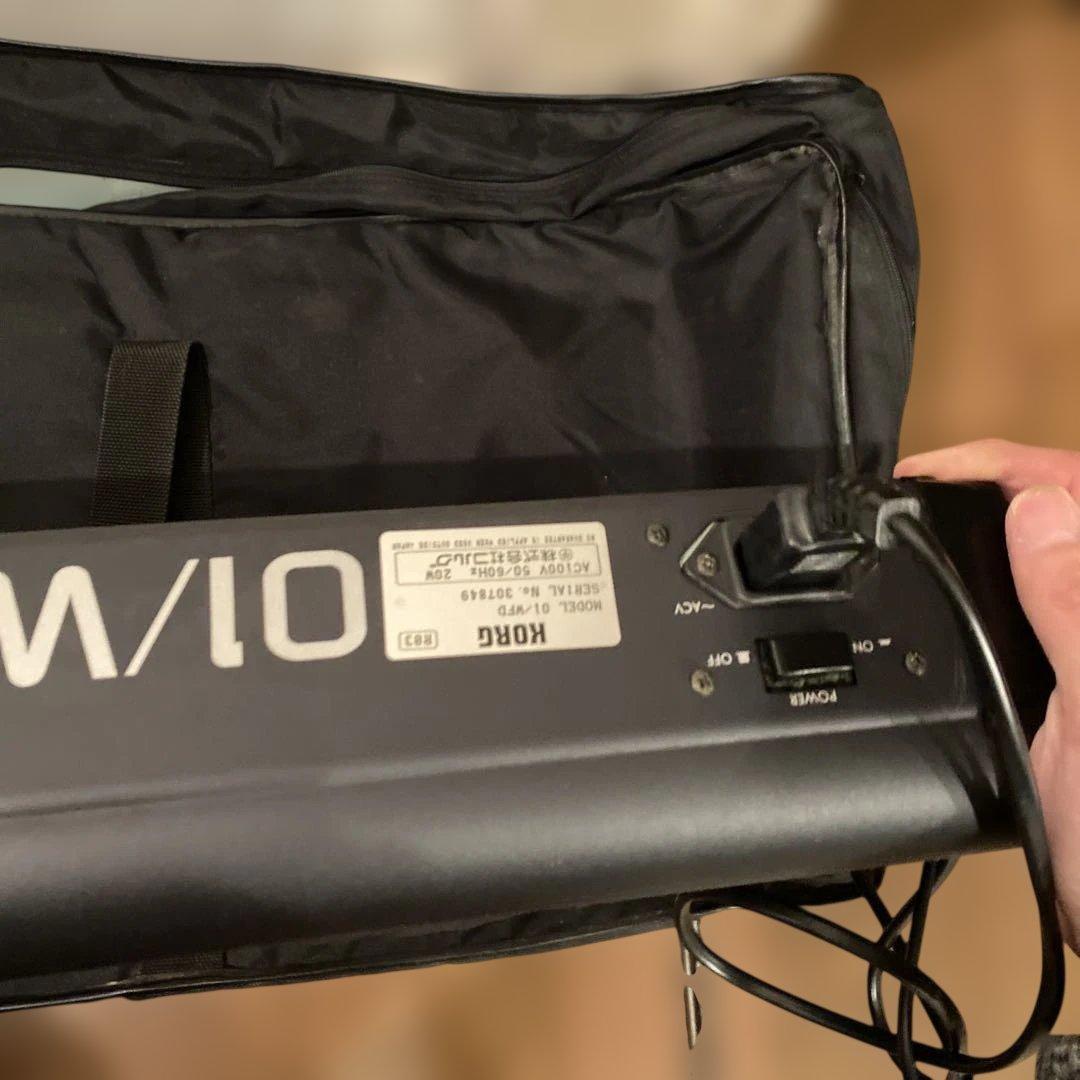 【送料無料】KORG シンセサイザー　01/W FD