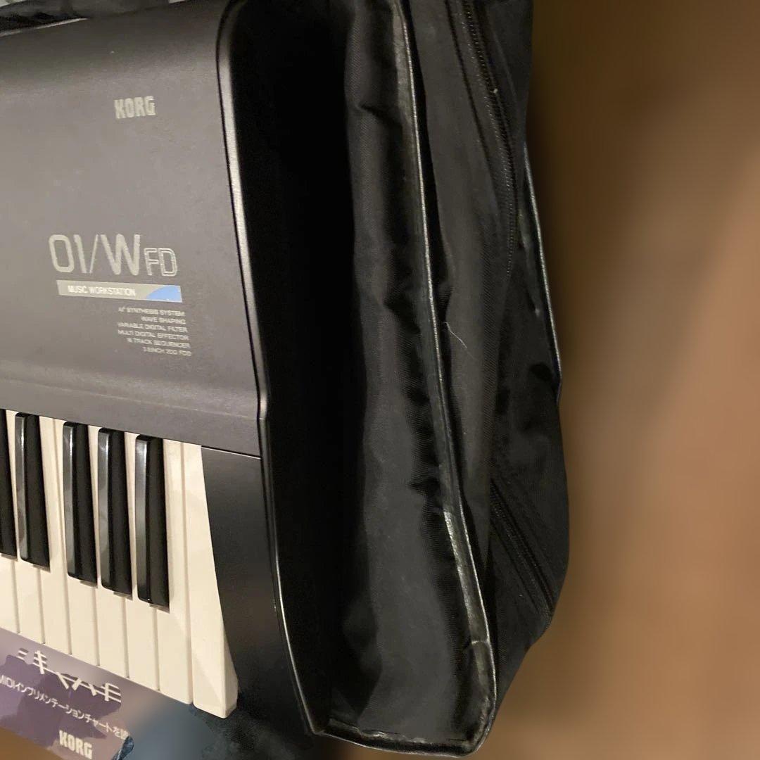 【送料無料】KORG シンセサイザー　01/W FD