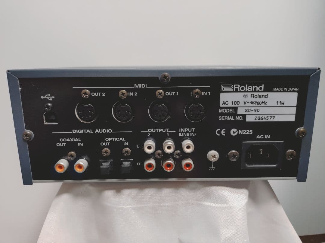 ROLAND EDIROL SD-90音源モジュール　ジャンク扱い