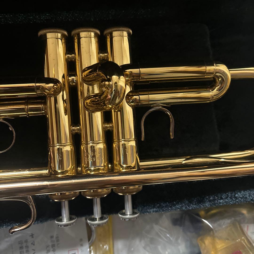 YAMAHA YTR-6320トランペット本体 ゴールド ハードケース付き