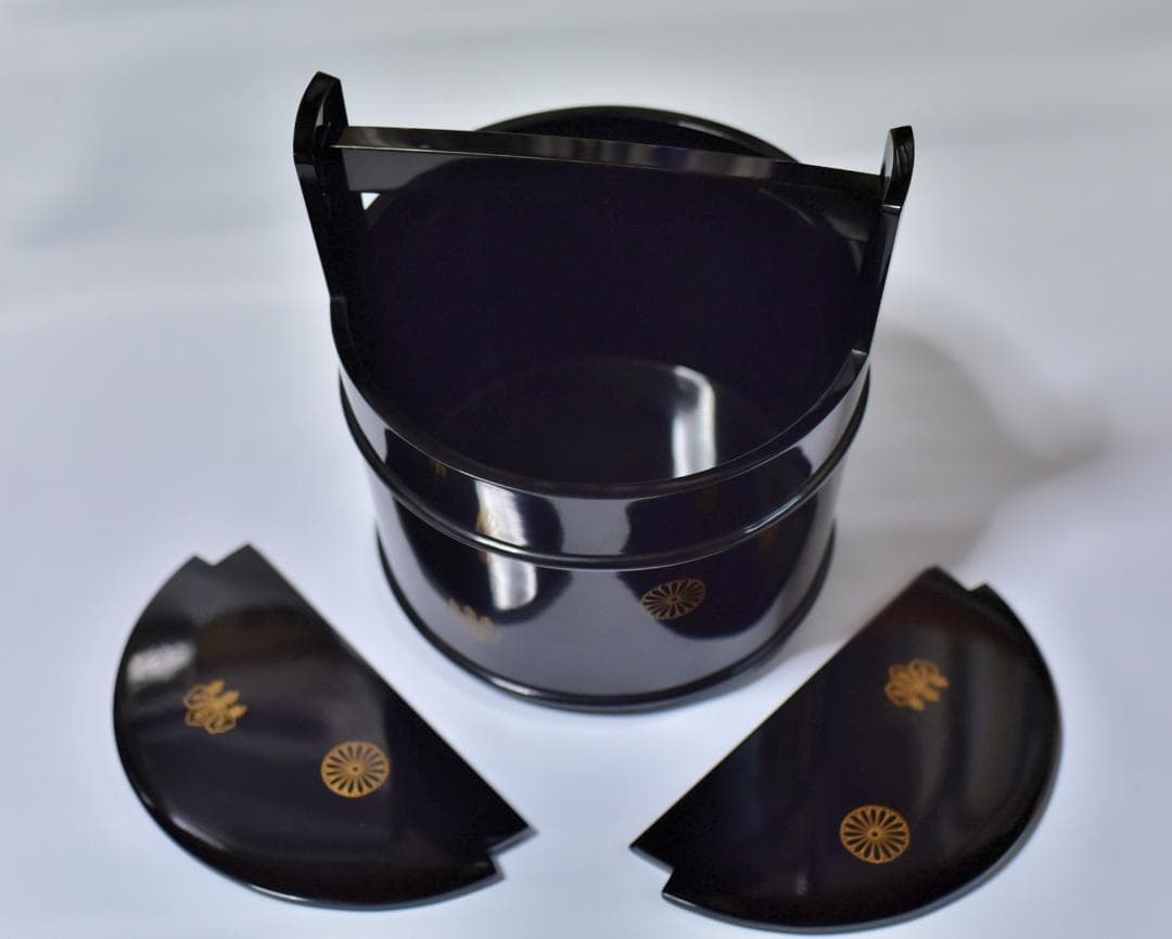 真塗光越造　蔦、桐紋手桶水指　【極上品】お茶道具／共箱