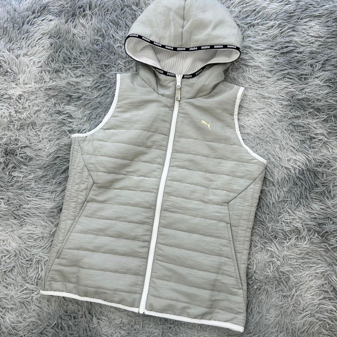 超美品　プーマゴルフ　セットアップ　中綿ベスト　スカート　リバーシブル　ホワイト