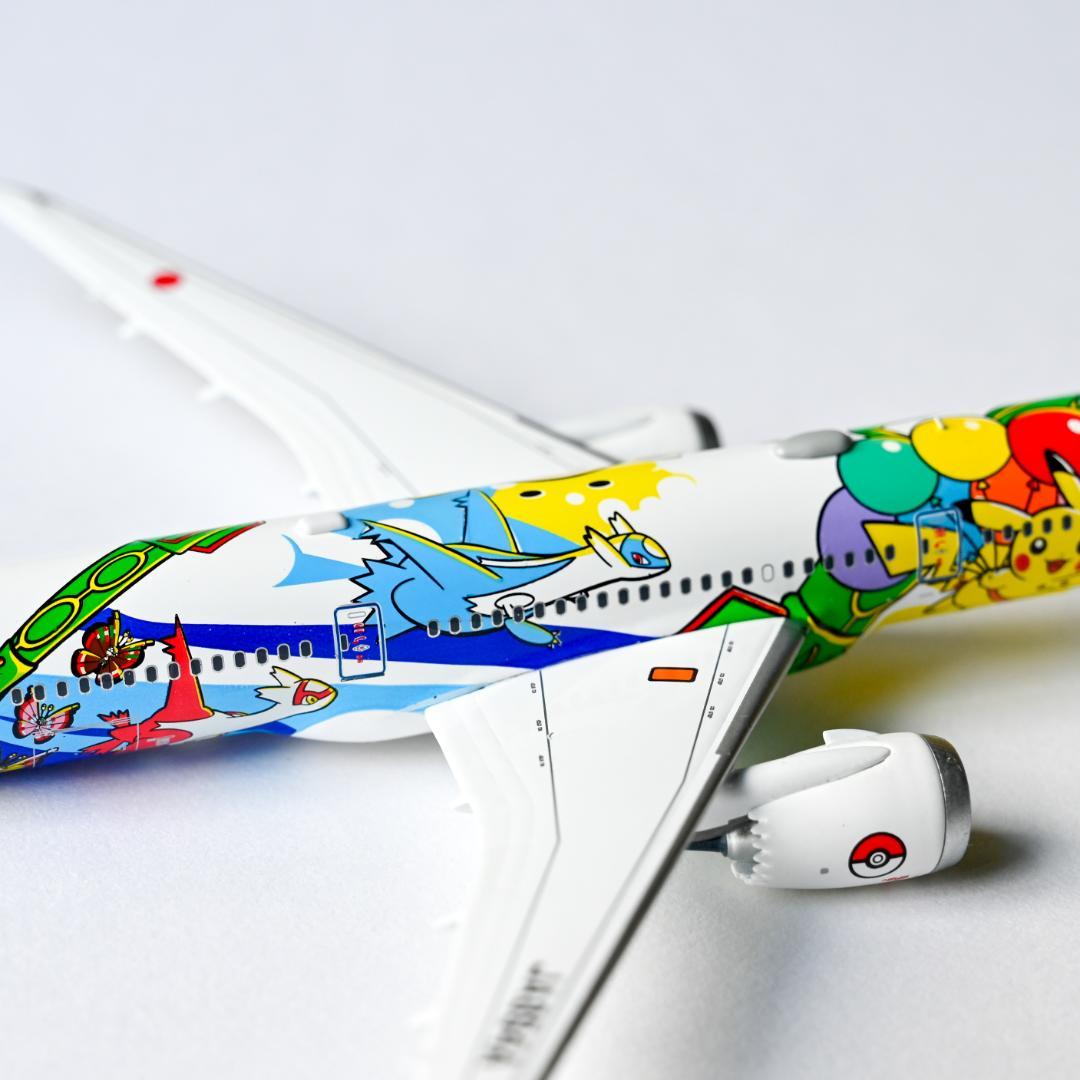 ANA B787-9 ピカチュウジェット ギア着脱可 1/400