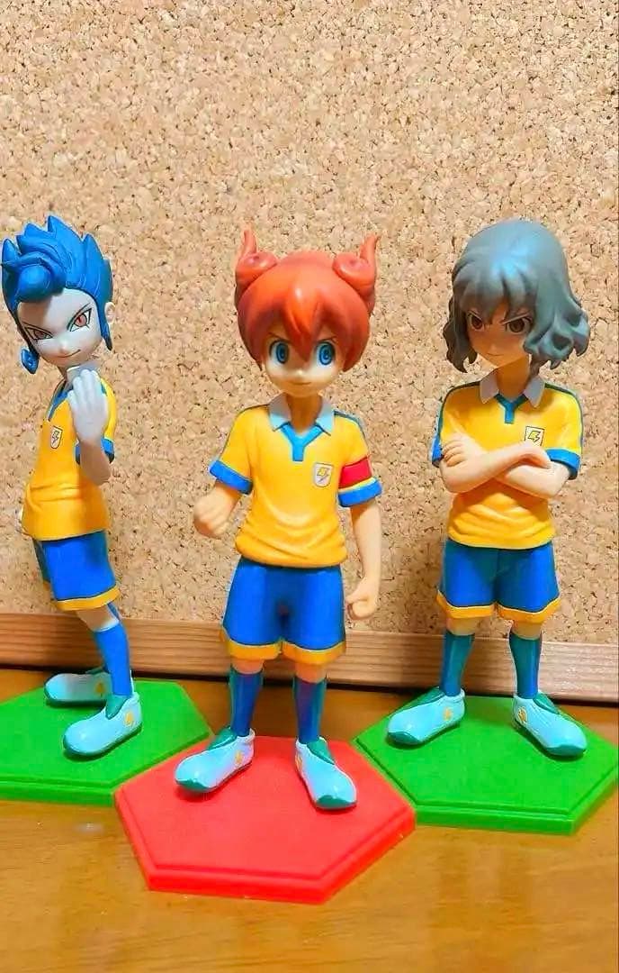 イナズマイレブンGO フィギュア レジェンドプレイヤー松風・神童・剣城三体セット