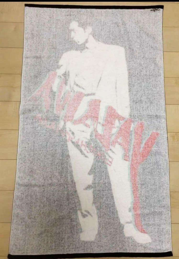 矢沢永吉 1988年 立ち姿 フデロゴ シルエット 大人気 SBT 旧サイズ