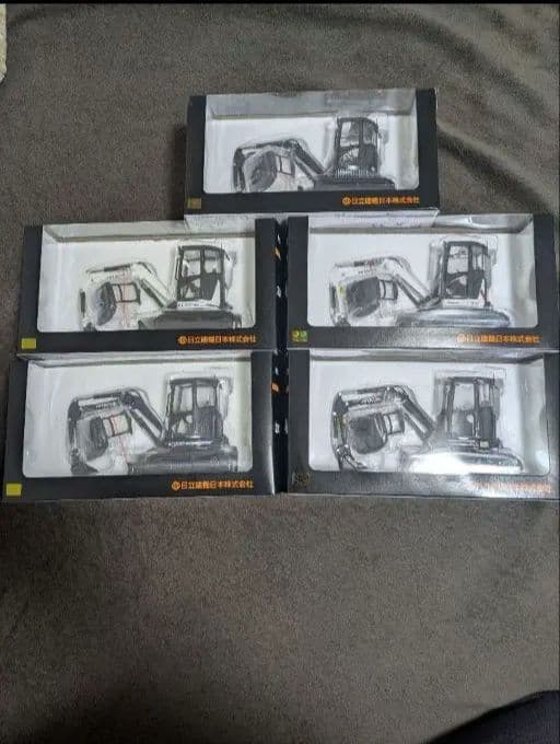 日立建機 ZX35U 油圧ショベル ミニモデル　フィギュア