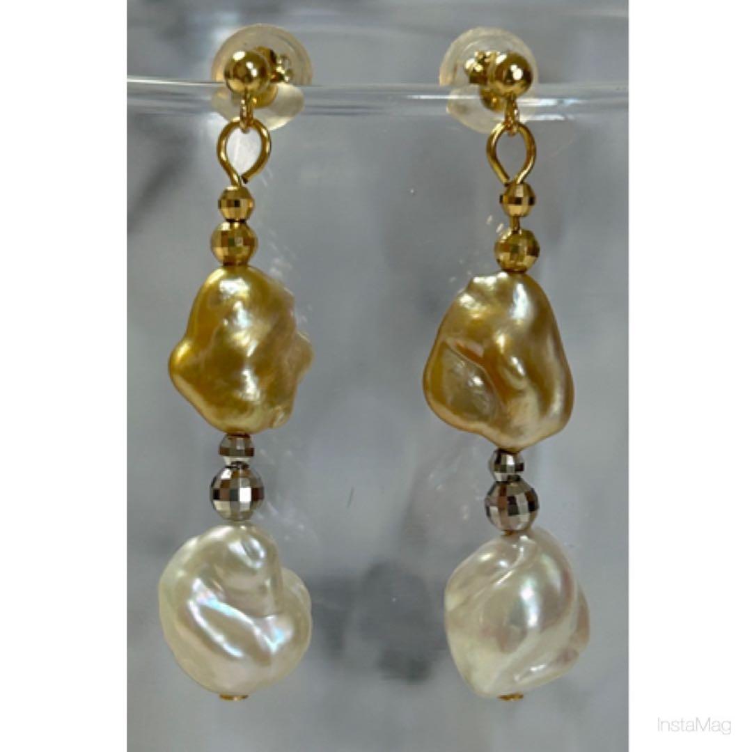 (M0123-1)K18南洋白蝶、南洋ゴールデンケシパールぶら下がりピアス