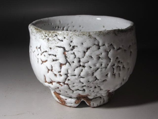 【セール】☆十一代三輪休雪　鬼萩茶碗　遠山　裏千家十五代鵬雲斎の花押☆y413