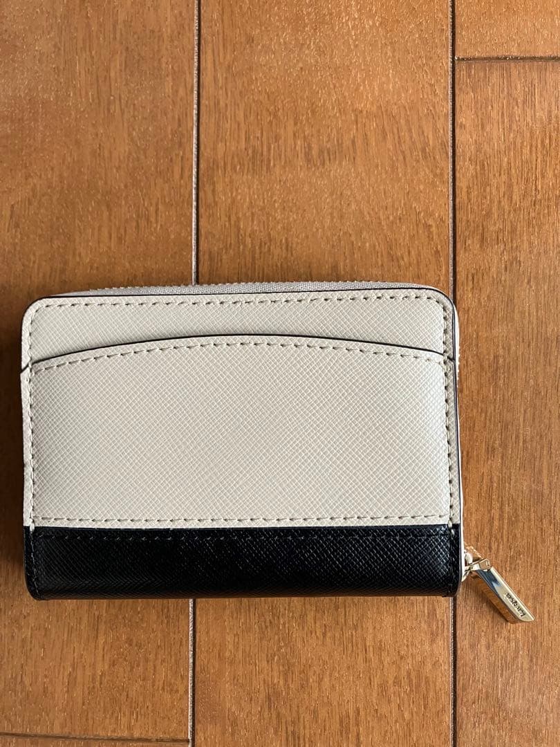 ★新品　ケイトスペード　カードケース　ミニ財布
