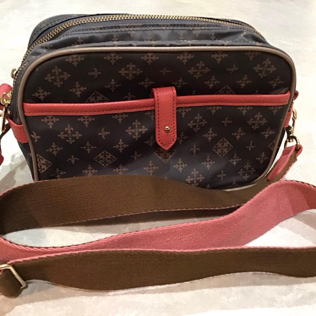 【ラシット】ショルダーバッグ ダークブラウン ピンク