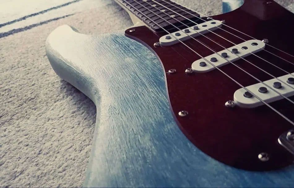 自作 ストラトキャスター Dust Blue コンポーネント 木製PG レリック