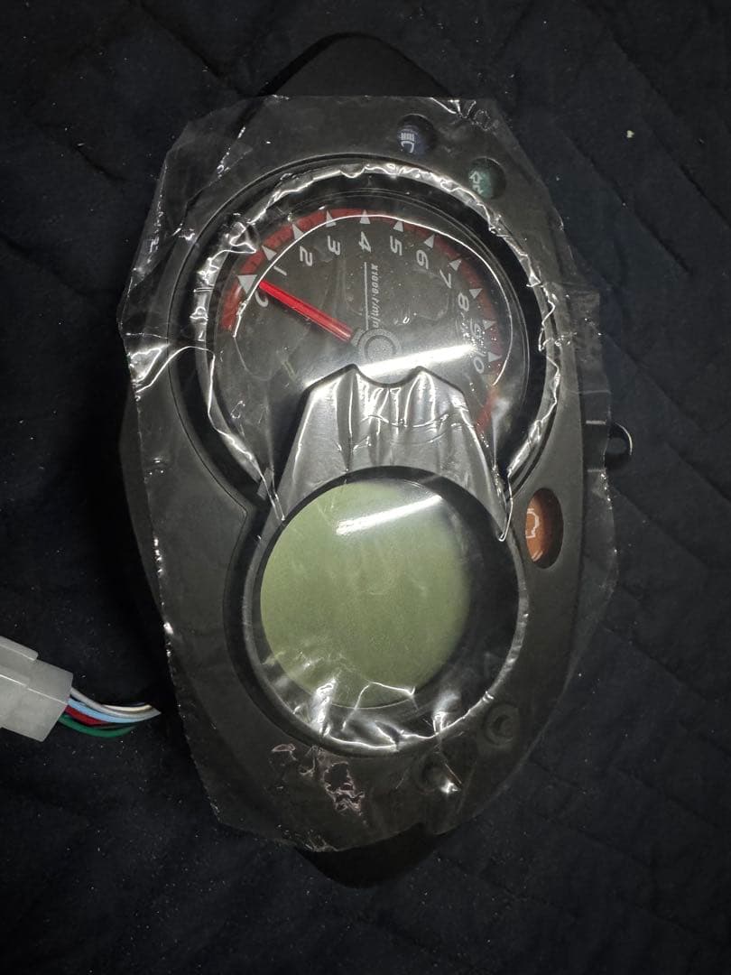 シグナスse44jスピードメーター 黒 9ピン