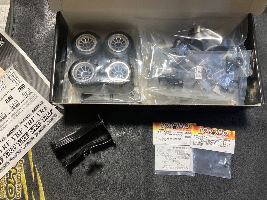 YOKOMO YR-10F 未組立て