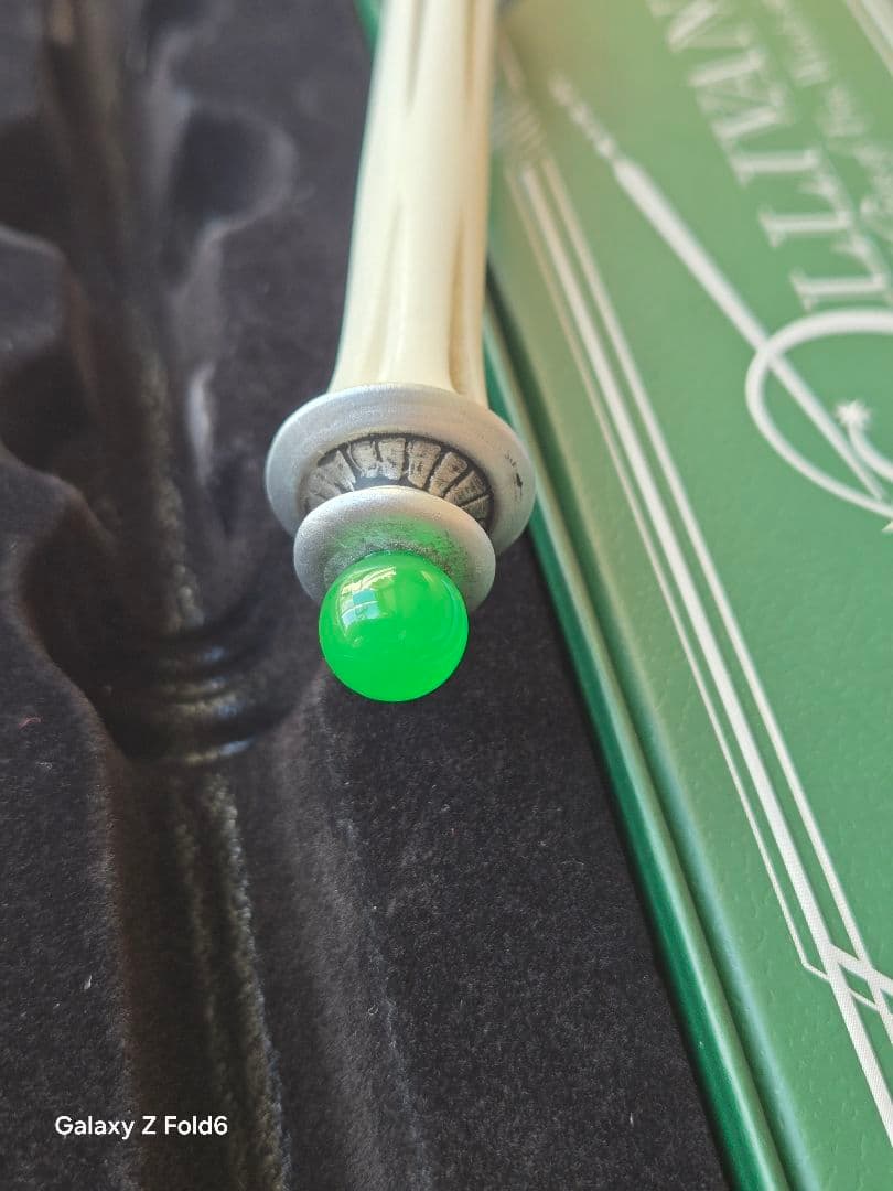 USJスーパーマリオパワーアップバンド3本 ＆ ハリーポッター 魔法の杖