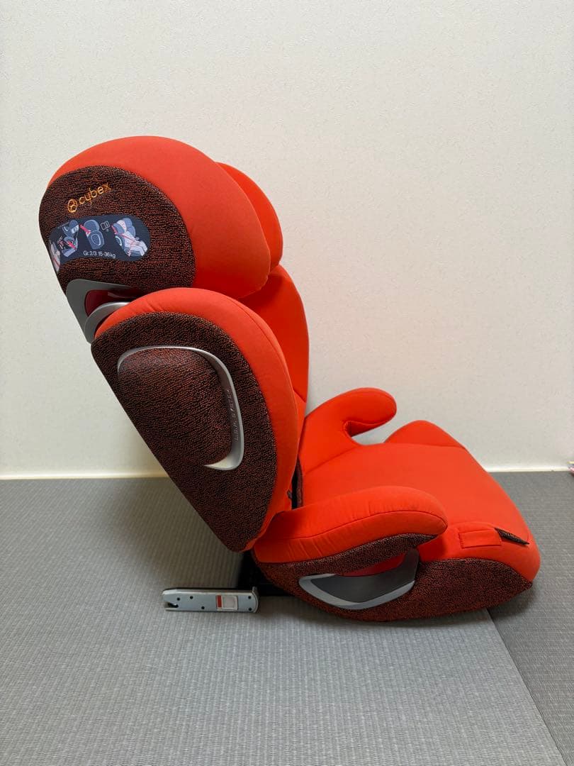 サイベックス　プラチナム　ジュニアシート cybex ソルーションZ-FIX