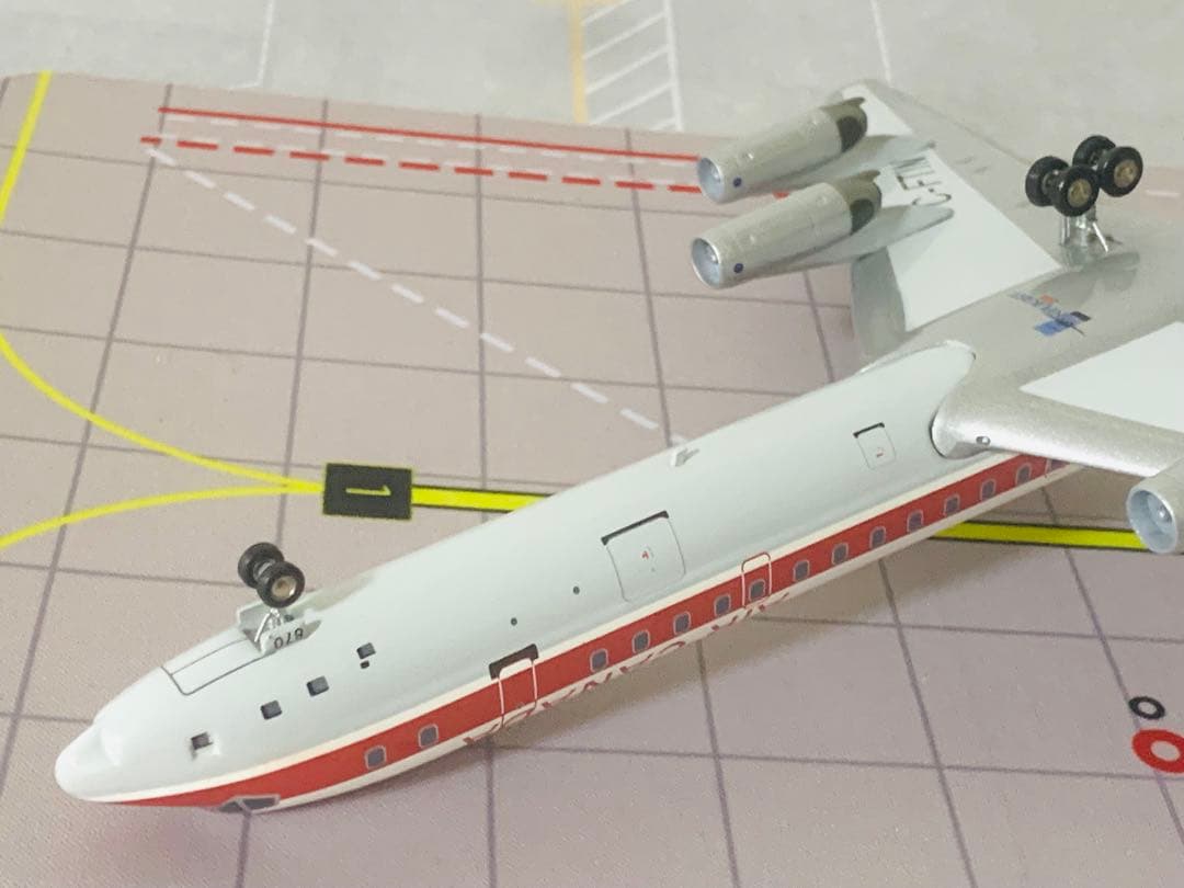 インフライト１／２００エアカナダＤＣ－８－６３金属製ダイキャストモデル完成品