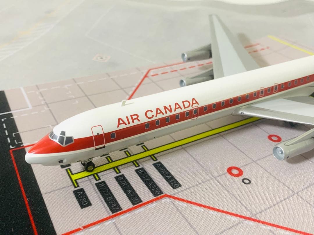 インフライト１／２００エアカナダＤＣ－８－６３金属製ダイキャストモデル完成品