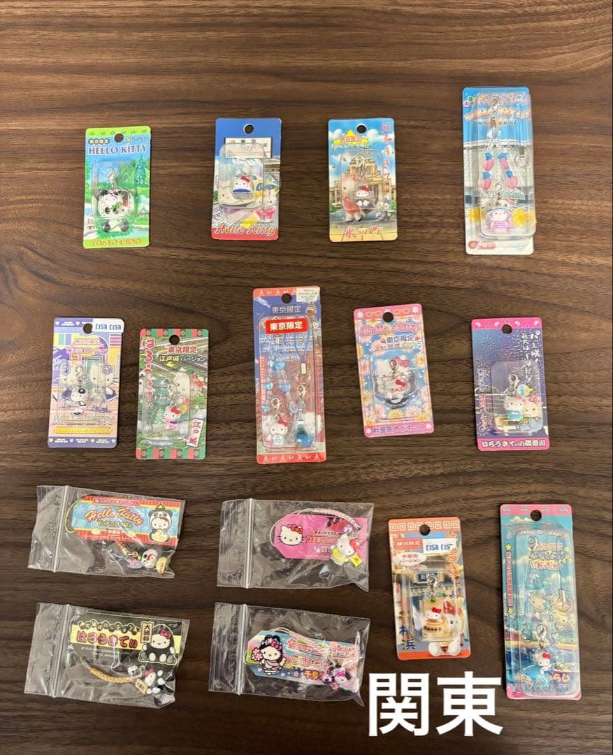 ご当地キティ　ストラップ　113個セット おまけ付き