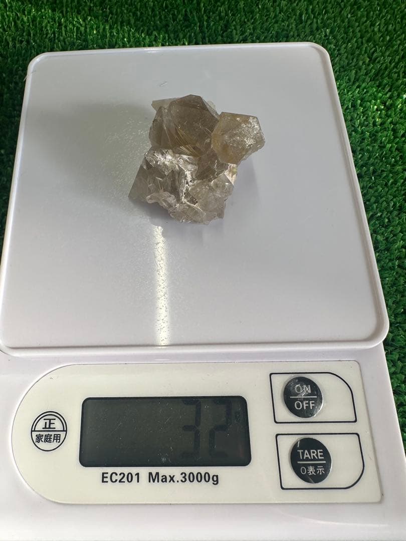 天然 ルチルクォーツ 原石（クラスター） 32g