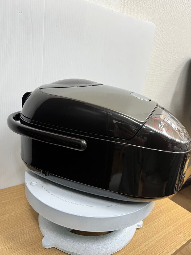 象印 ZOJIRUSHI IH炊飯器 NW-VH10 2020年製