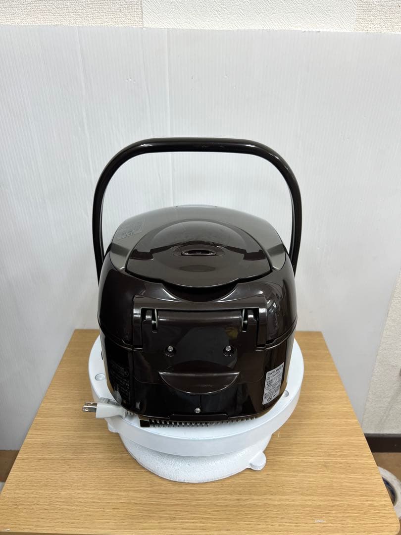 象印 ZOJIRUSHI IH炊飯器 NW-VH10 2020年製