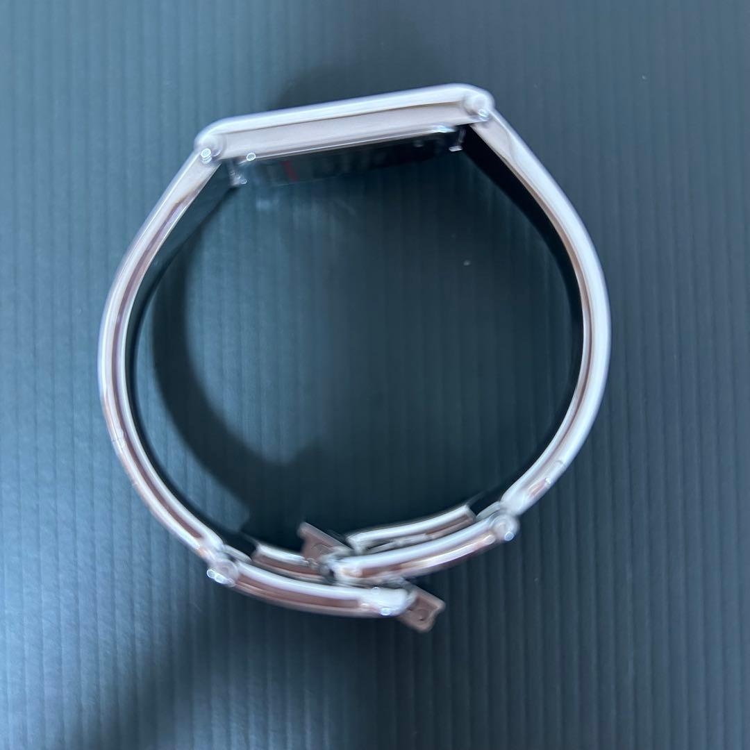 GUCCI 1500 L 腕時計　レディース　電池交換稼働中