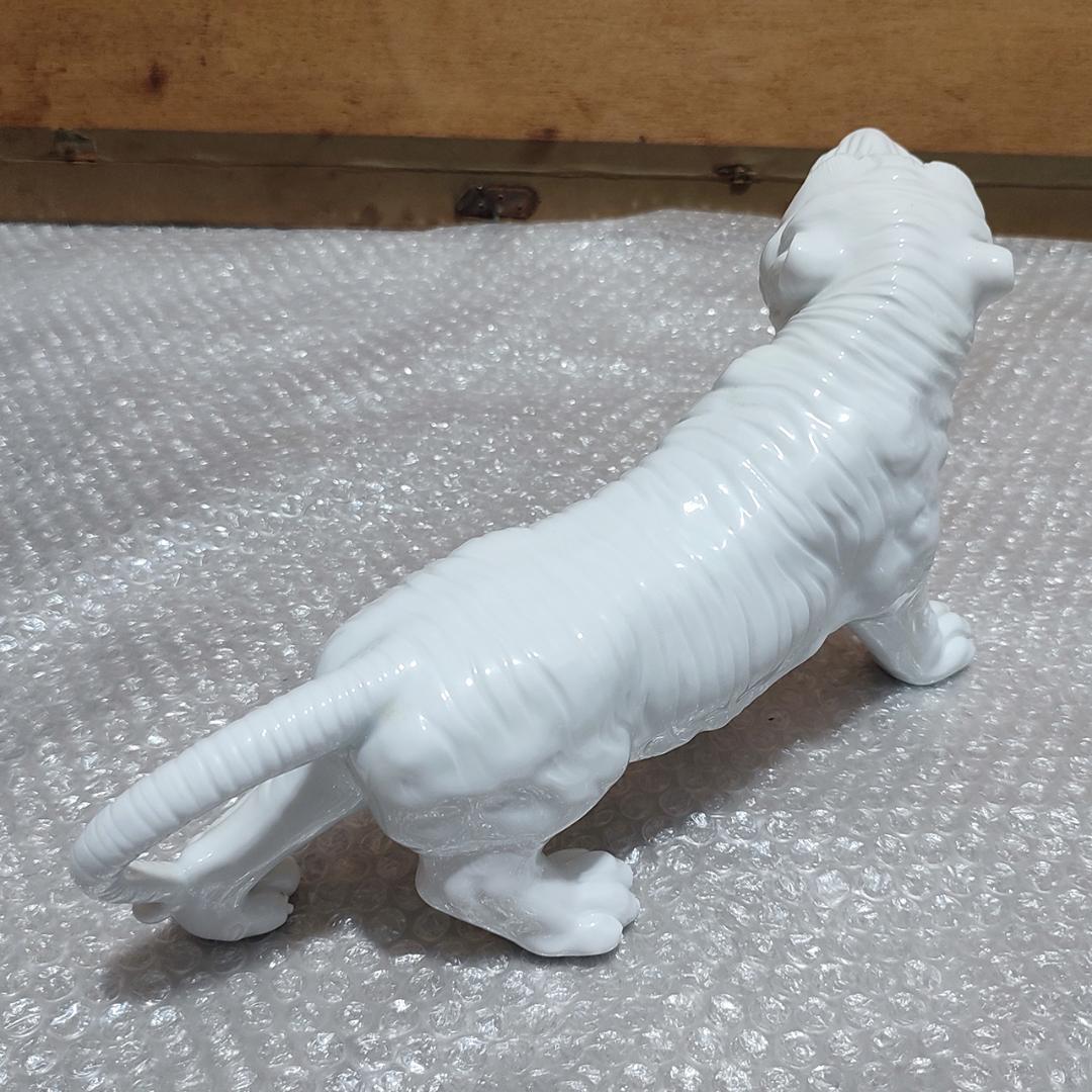 鍋島焼き 白磁 十二支置物 鍋島大五作