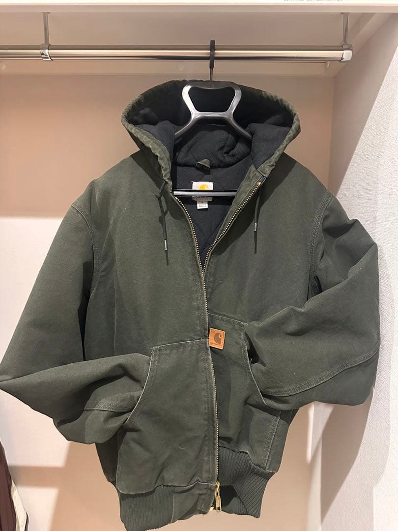 m*d様 【送料無料】カーハート　Carhart ダウンジャケット　Sサイズ