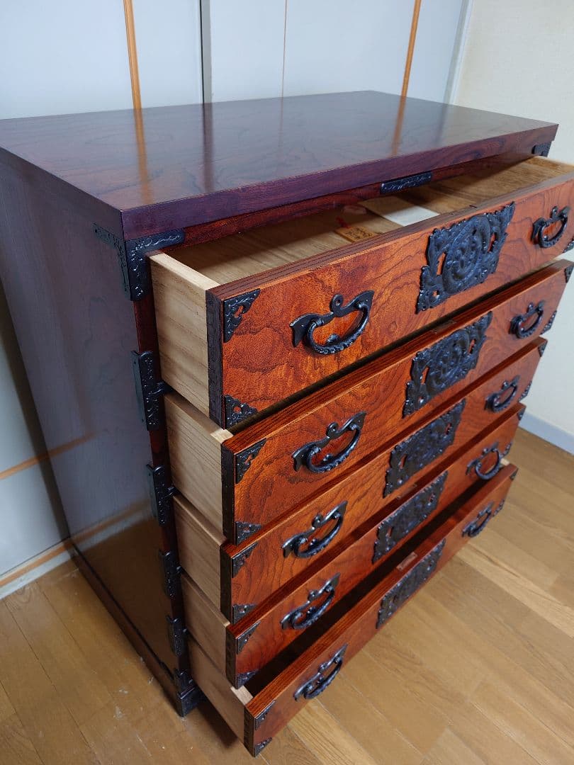 岩谷堂箪笥　五段　鍵付き