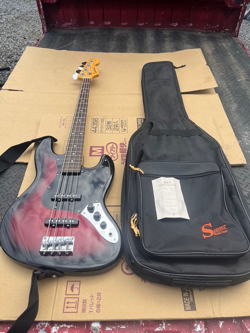 S.ギャッター SB-B-X エレキベース 黒赤