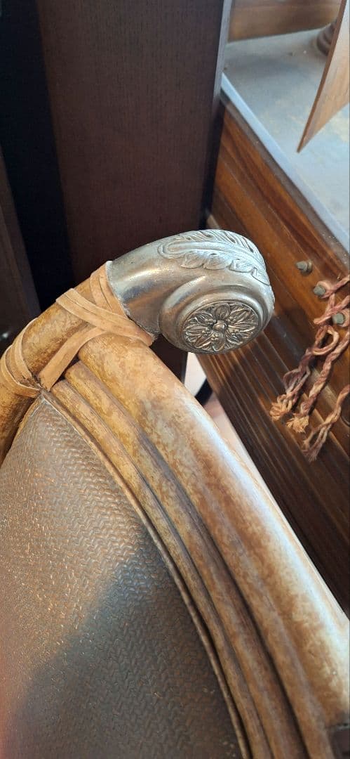 ライオン彫刻 アジアンスタイル椅子