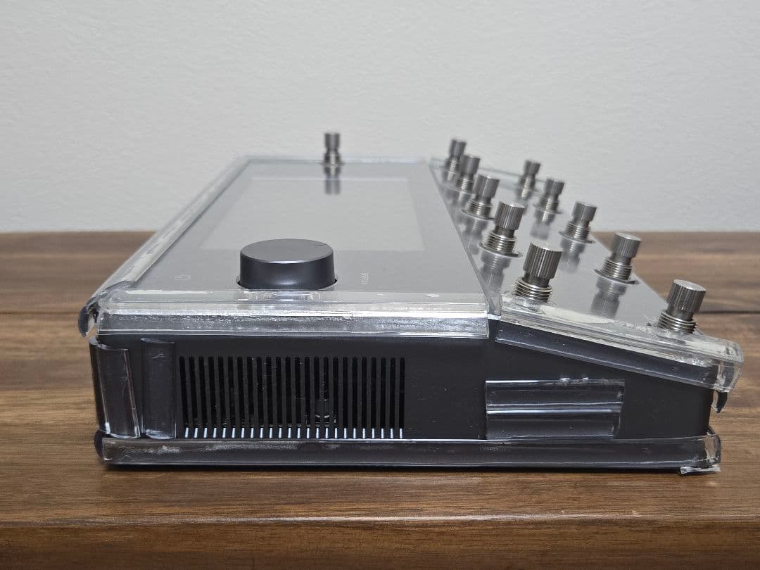 Quad Cortex | 高性能ギターアンプモ デラー・マルチエフェクター