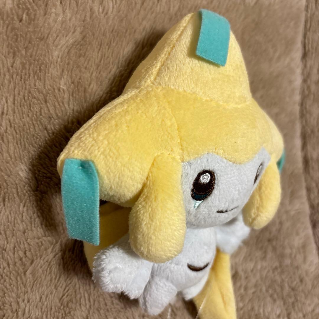 ポケモンセンター　ジラーチ　キャンバス　ぬいぐるみ