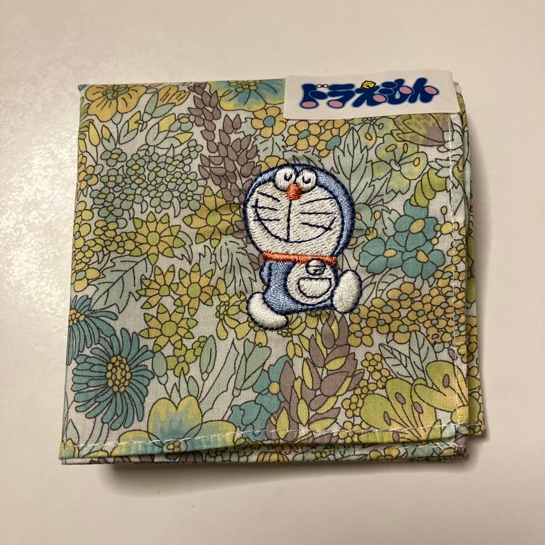 確認用999新品　ドラえもん　ハンカチ　ミニ　グリーン　50周年ギフト　リバティ
