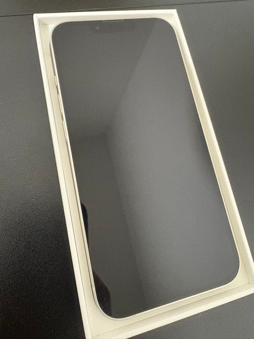 Apple iPhone 13 ホワイト 本体　256GB