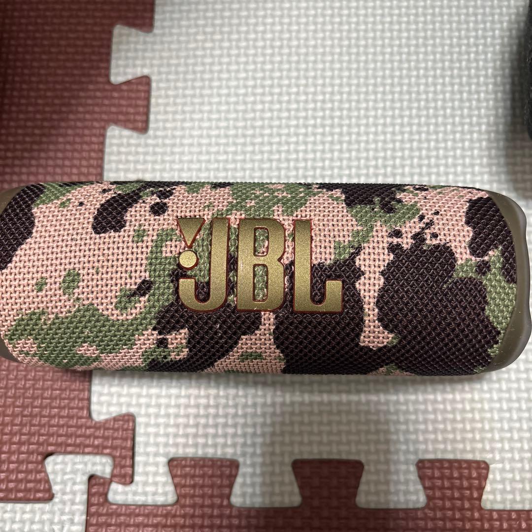 JBL ワイヤレススピーカー 迷彩