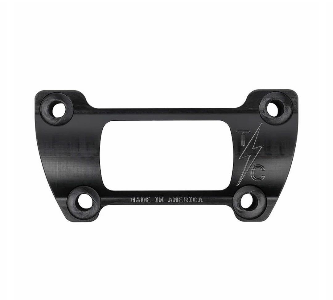 ローライダーst用、スラッシン デジタルメーター クランプARPボルト付き