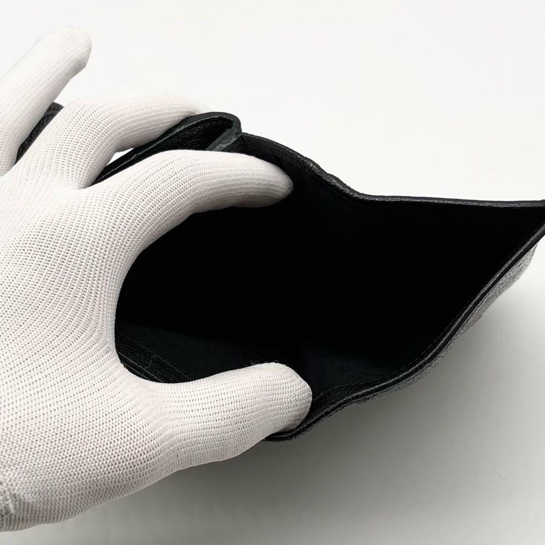 【極美品】MIUMIU レザー 二つ折り財布 ゴールド金具 シボ革 黒 ブラック