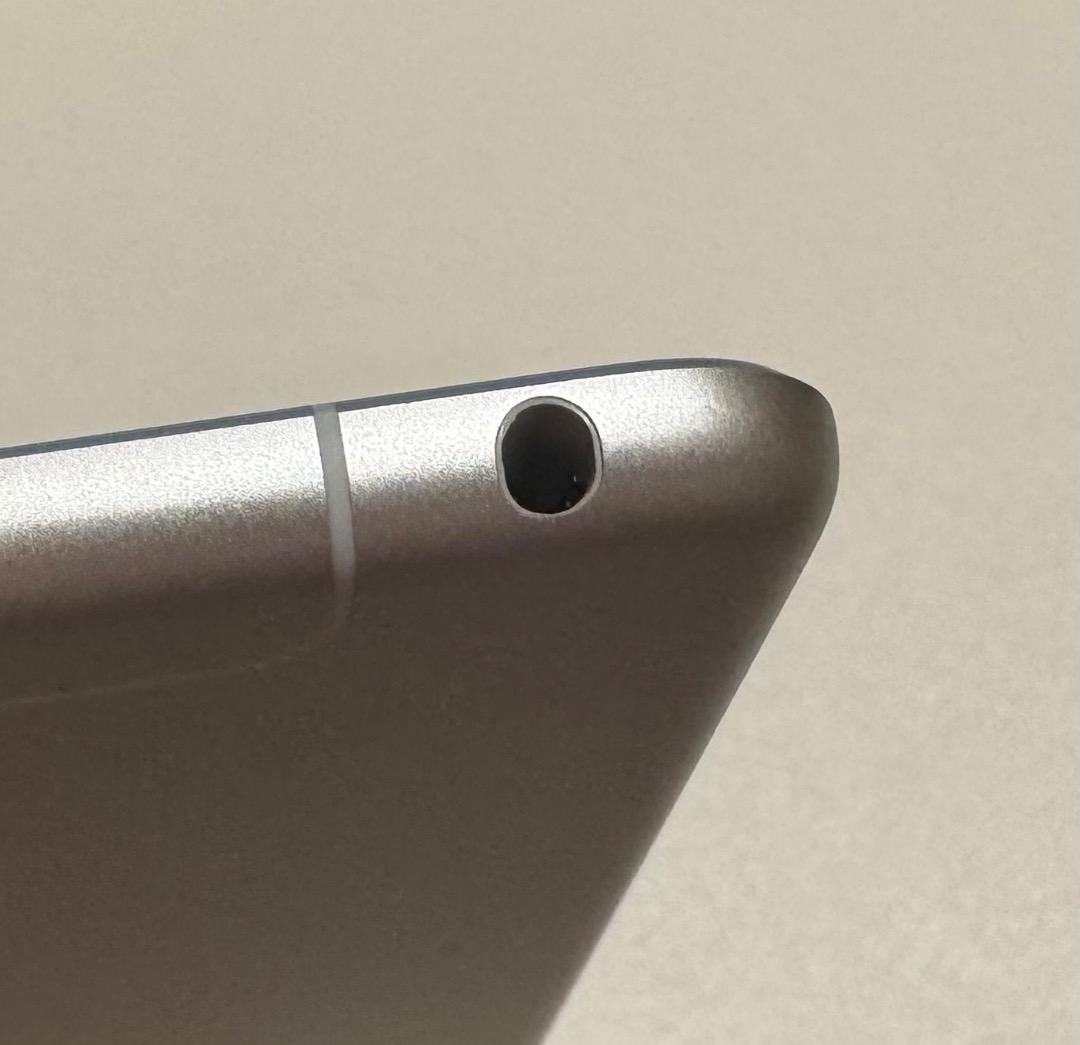 iPad mini 5 cellular 64GB SIMフリー シルバー