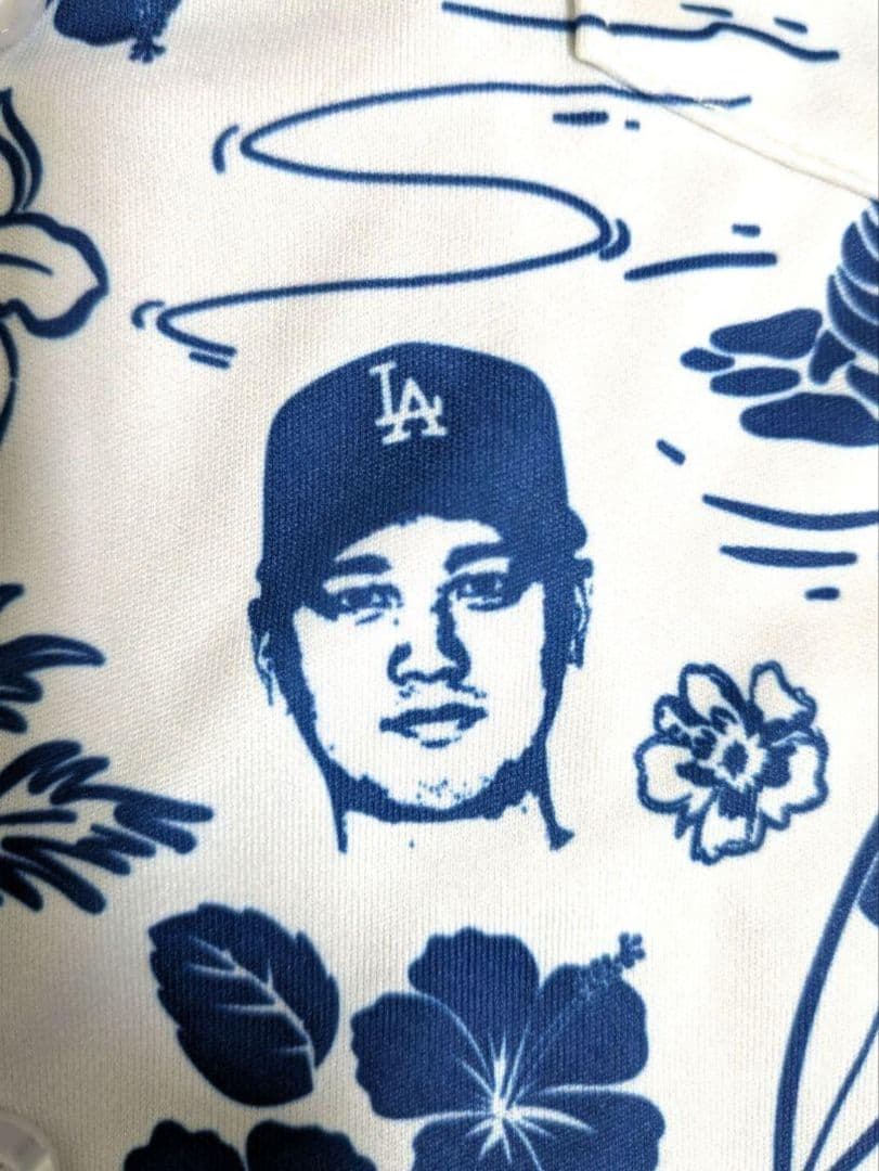 7/1レア限定品スタジアム配布品　ドジャース アロハシャツ 大谷